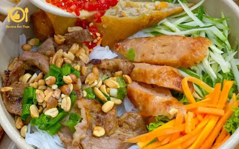 Review bún thịt nướng Mạc Đĩnh Chi | Đậm đà xiêu lòng thực khách 11 bún thịt nướng mạc đĩnh chi