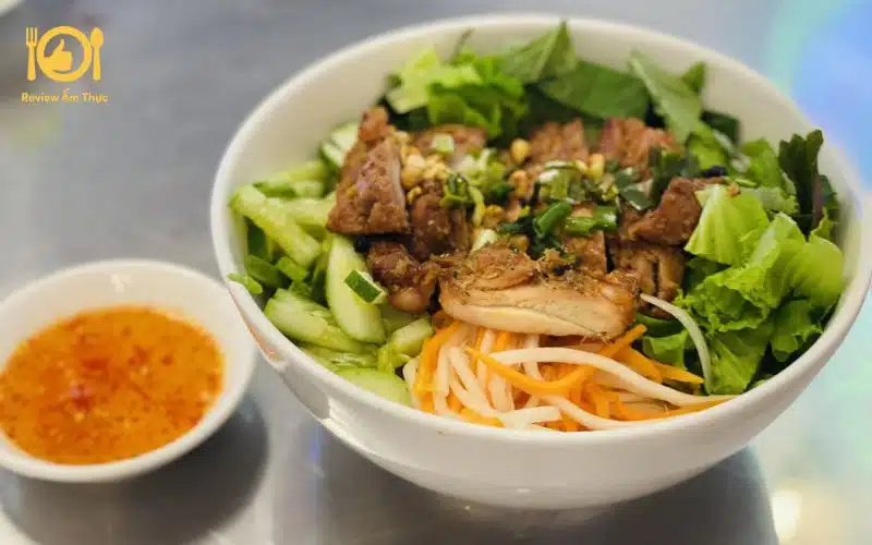 Điểm danh 4 quán bún thịt nướng Mỹ Tho được yêu thích nhất 8 bún thịt nướng mỹ tho