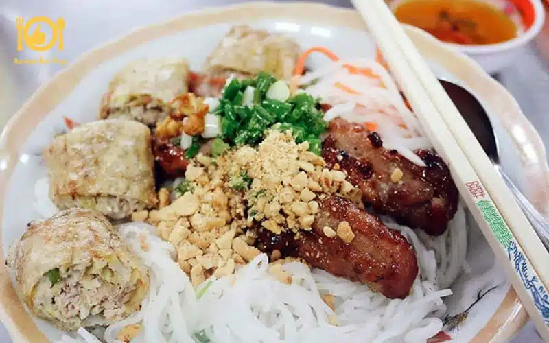 Review quán bún thịt nướng Oanh ngon trứ danh tại Bình Thạnh 8 bún thịt nướng oanh
