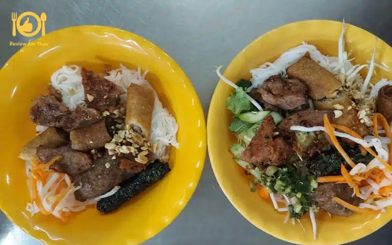 Điểm danh 4 quán bún thịt nướng Phan Văn Trị ngon bất bại 8 bún thịt nướng phan văn trị