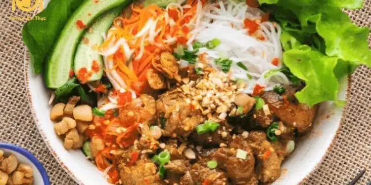 Điểm danh 4 quán bún thịt nướng Phan Văn Trị ngon bất bại