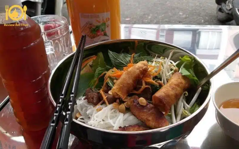 TOP 3 quán bún thịt nướng Phú Lâm ngon, chất lượng bạn nên thử 7 bún thịt nướng phú lâm