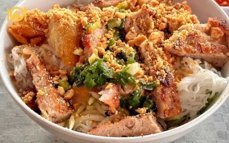 Review bún thịt nướng Thanh Anh | Cứu tinh “chiếc bụng đói” 9 bún thịt nướng Thanh Anh