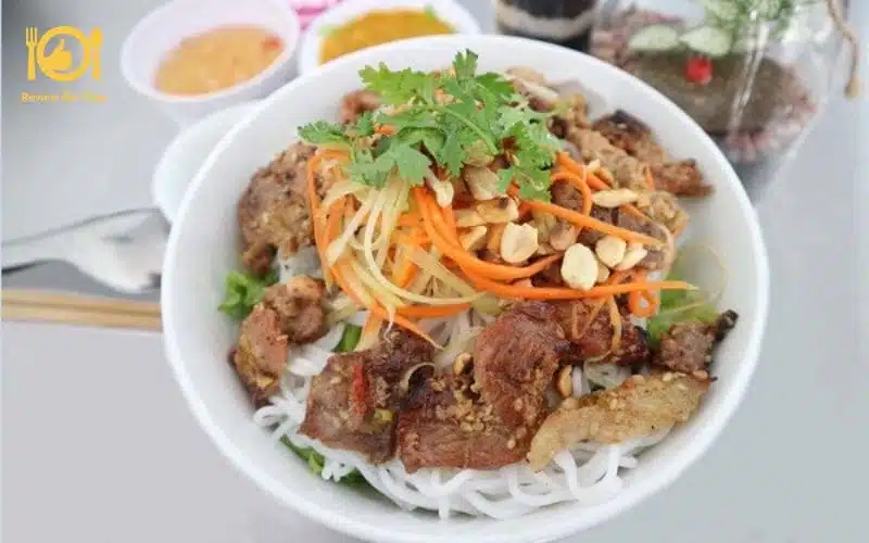 Review bún thịt nướng Thanh Anh | Cứu tinh “chiếc bụng đói” 11 bún thịt nướng Thanh Anh