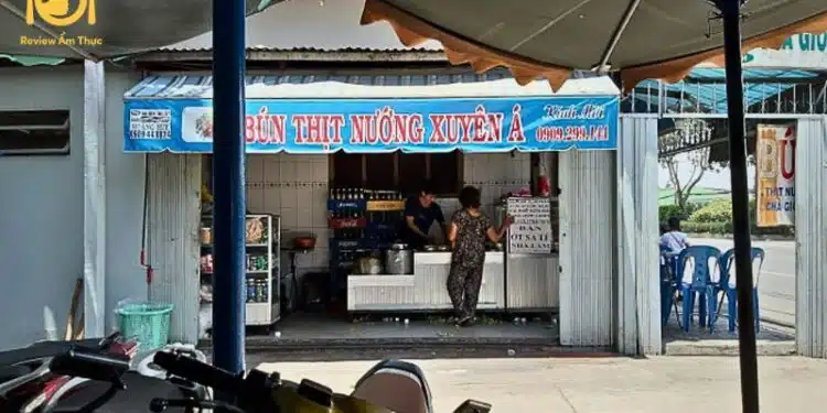 Review quán bún thịt nướng Xuyên Á hương vị ẩm thực khó quên 