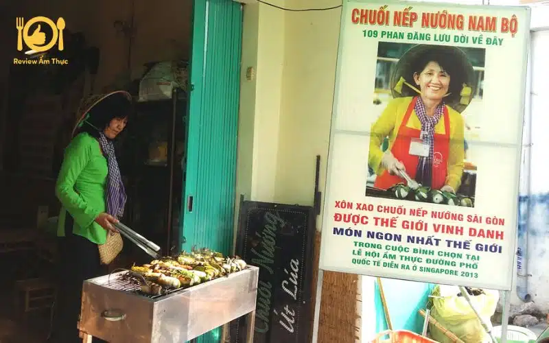 Review quán chuối nướng Phan Đăng Lưu thu hút tín đồ ăn vặt 8 chuối nướng phan đăng lưu