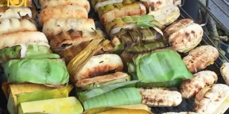 Review quán chuối nướng Phan Đăng Lưu thu hút tín đồ ăn vặt 