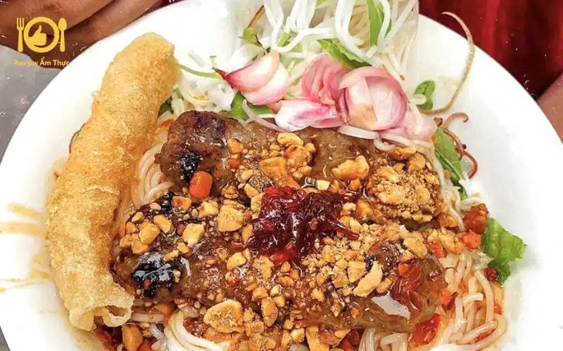 Bí quyết làm món bún thịt nướng mắm nêm thơm ngon chuẩn vị 7 bún thịt nướng mắm nêm