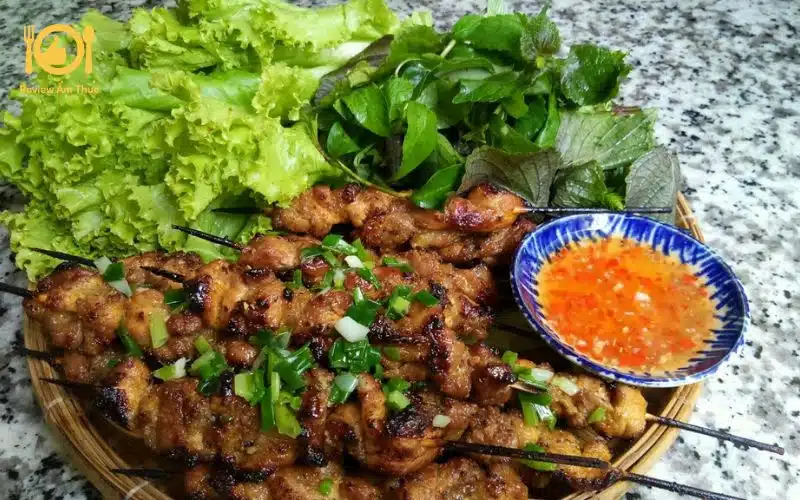 Bún thịt nướng xiên que: Bí quyết làm món ngon chuẩn vị 7 bún thịt nướng xiên que