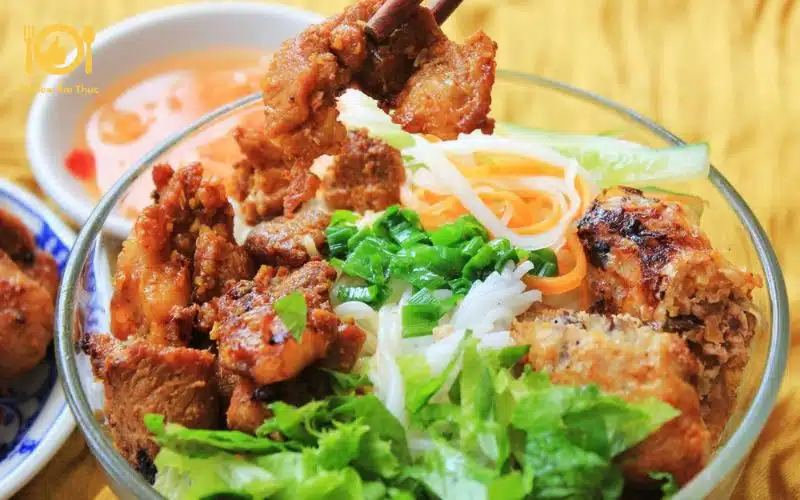 Cách làm bún thịt nướng Huế thơm ngon, đậm đà hương vị cố đô 7 cách làm bún thịt nướng huế