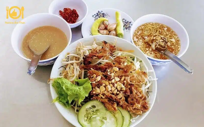 Cách làm bún thịt nướng Huế thơm ngon, đậm đà hương vị cố đô 11 cách làm bún thịt nướng huế