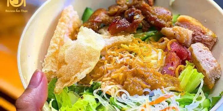 Chia sẻ cách làm bún thịt nướng miền Trung ngon nhức nách