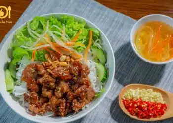 cách làm đu đủ chua ngọt ăn bún thịt nướng