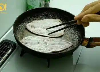 Hướng dẫn cách nướng mực khô bằng chảo ngon mà lại tiện lợi 