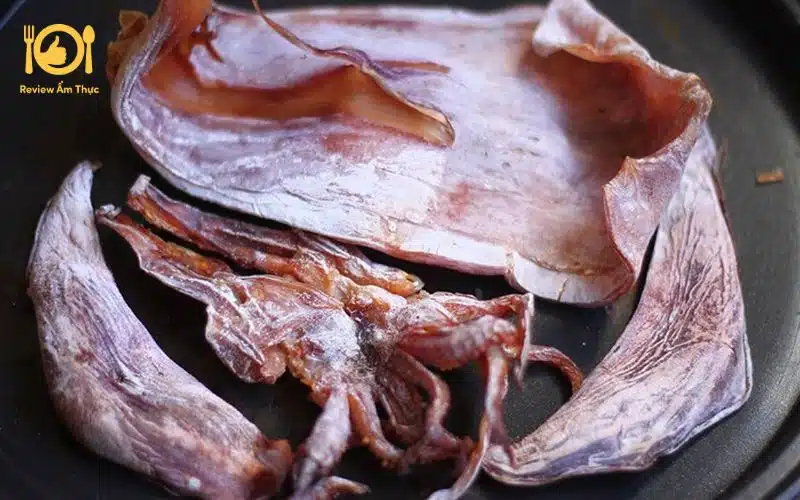 Hướng dẫn cách nướng mực khô bằng chảo ngon mà lại tiện lợi 10 cách nướng mực khô bằng chảo