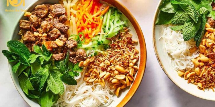 làm bún thịt nướng bằng nồi chiên không dầu