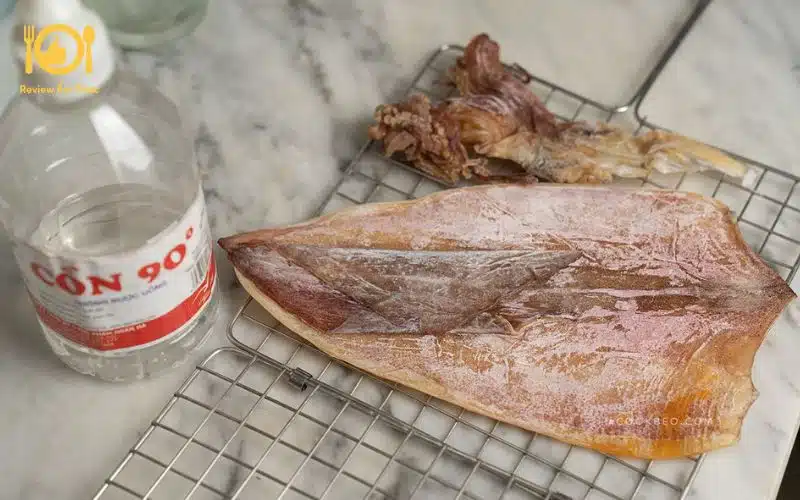 Cách làm mực khô nướng ngon – Bí quyết không phải ai cũng biết 15 mực khô nướng