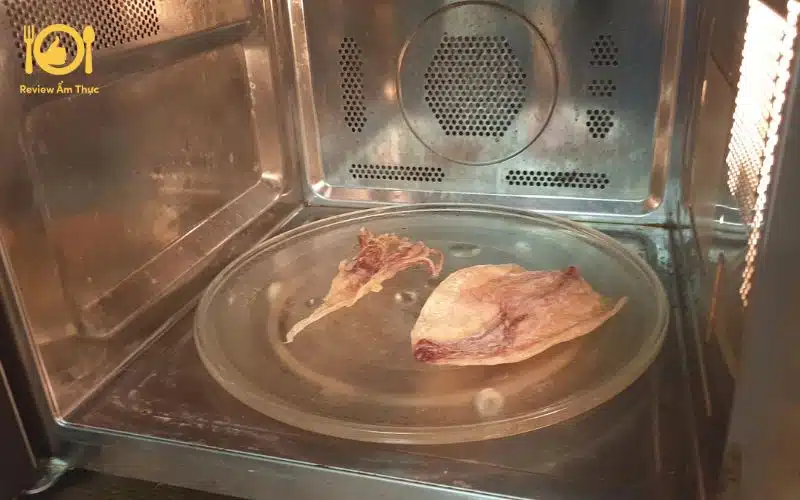 Cách làm mực khô nướng ngon – Bí quyết không phải ai cũng biết 18 mực khô nướng