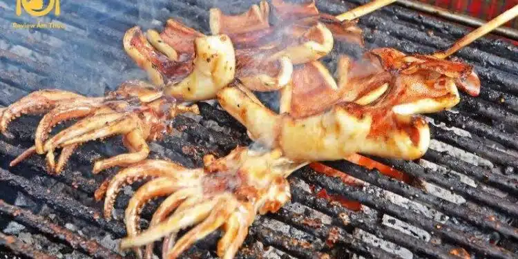 Mực nướng mọi là món ăn dễ làm cho những ai muốn thưởng thức mực nướng đậm đà nhưng ngại tẩm ướp gia vị cầu kỳ. Tham khảo cách làm ngay nhé!