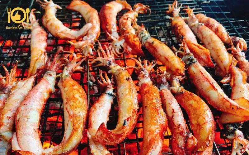 Bí quyết làm mực trứng nướng sa tế hấp dẫn chỉ trong 30 phút 10 mực trứng nướng sa tế