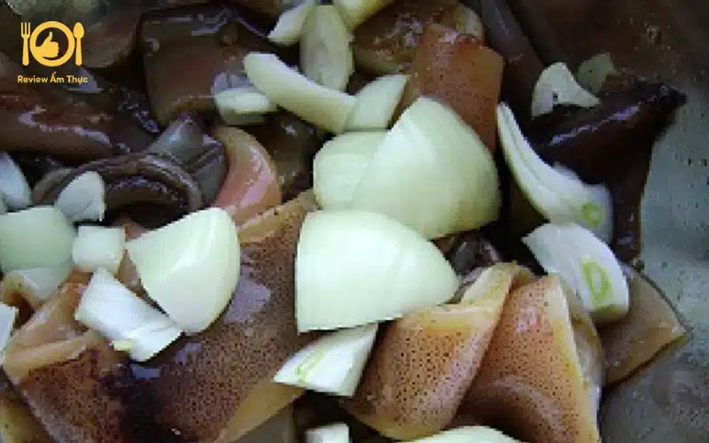 Mực xiên que nướng - Món ăn kích thích vị giác ngon, thơm nức mũi 12 mực xiên que nướng