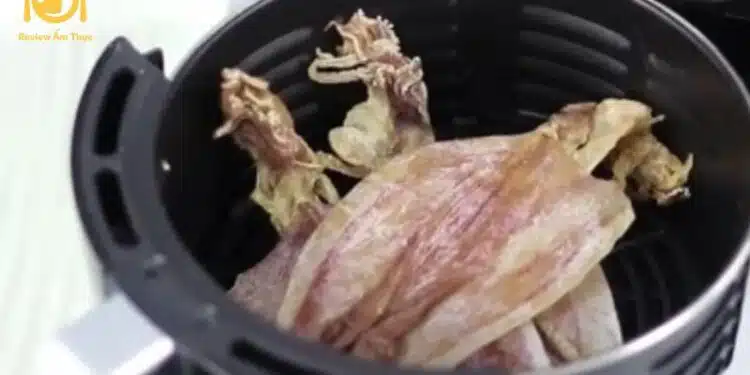 nướng mực khô bằng nồi chiên không dầu