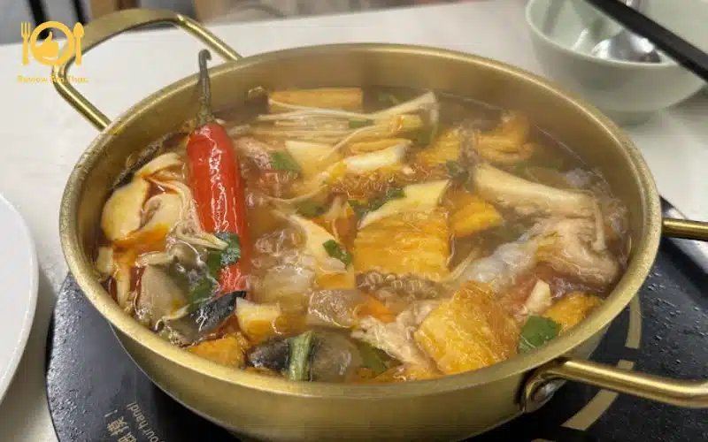 Review lẩu chay Tha La - Điểm đến hoàn hảo cho người ăn chay 9 lau chay tha la 4