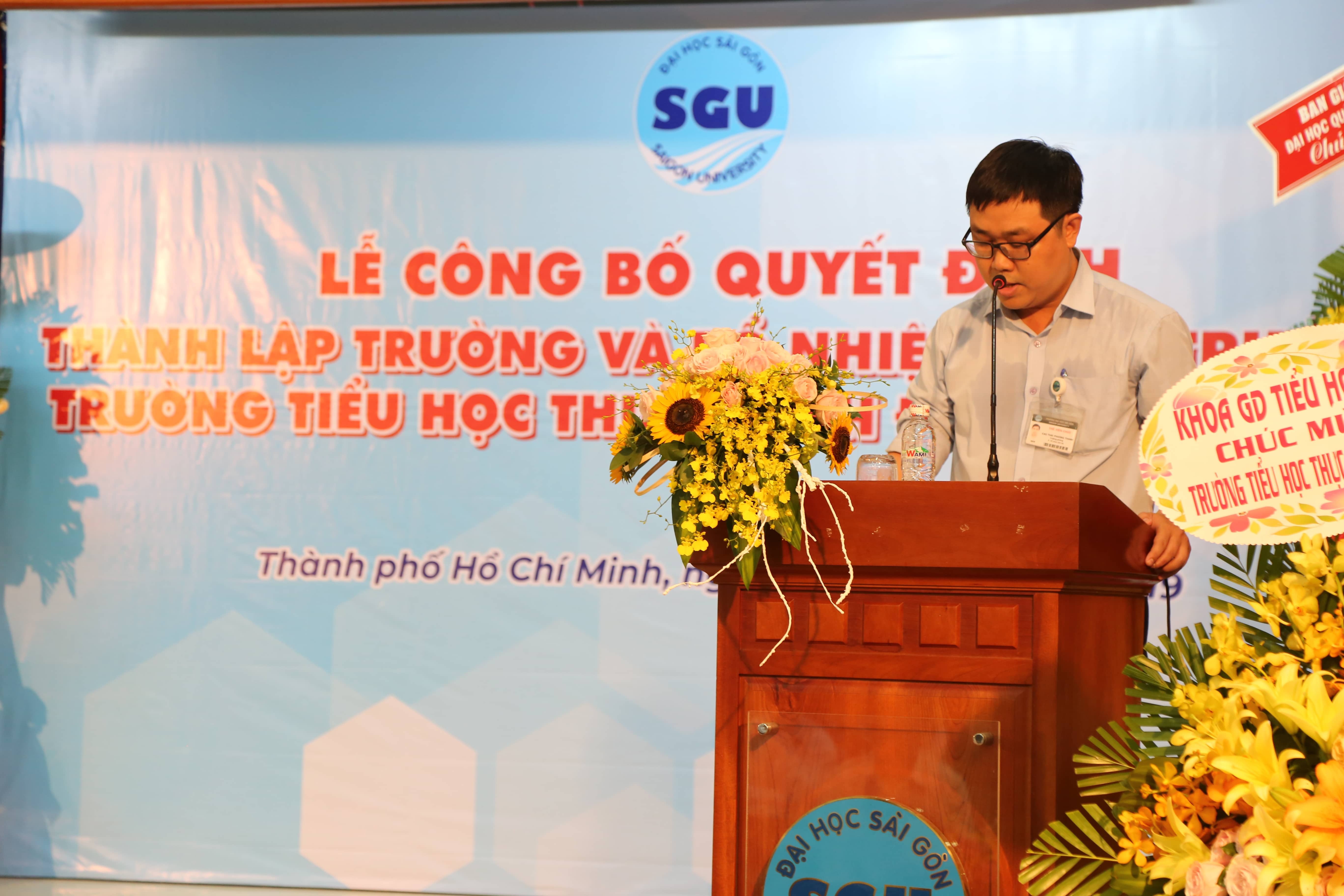 Lễ Thành Lập Trường Tiểu Học Thực Hành Đại Học Sài Gòn: Bước Tiến Nâng Tầm Giáo Dục 17 PGS. TS. Phạm Hoàng Quân, Hiệu trưởng Trường Đại học Sài Gòn, phát biểu tại buổi lễ