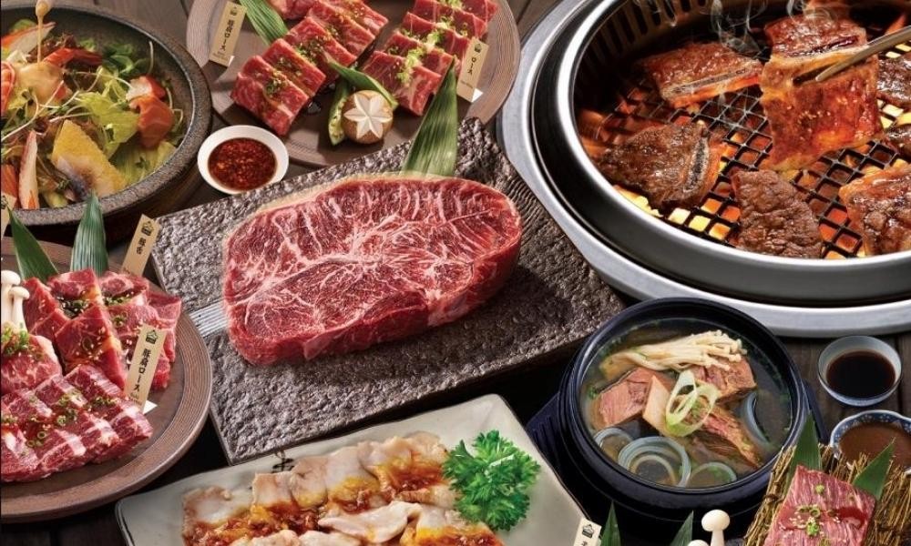 Thịt bò thượng hạng được tẩm ướp gia vị đặc biệt tại nhà hàng buffet nướng Quận 2 Sumo Yakiniku