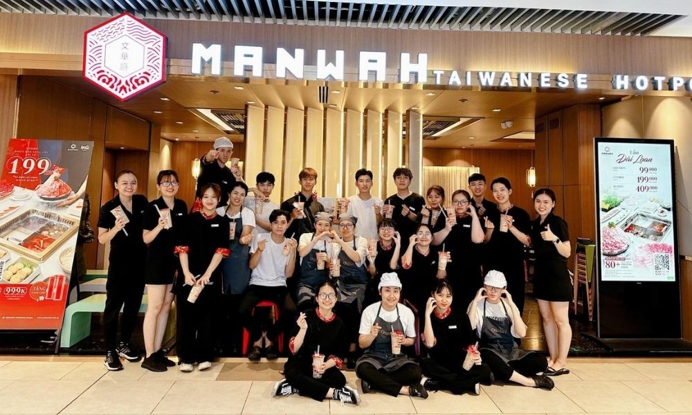Khám Phá Thiên Đường Ẩm Thực: Tổng Hợp Các Quán Buffet Quận 2 Đáng Thử 39 Manwah nổi tiếng với đội ngũ nhân viên nhiệt tình, thân thiện và chuyên nghiệp