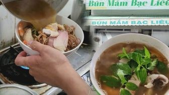 Bún Mắm Sài Gòn: Khám Phá Hương Vị Đặc Trưng và Top Quán Ngon "Nhất Định Phải Thử" 12 Bún mắm Bạc Liêu đặc trưng với nước mắm nấu nước dùng