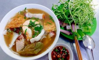 Bún Mắm Sài Gòn: Khám Phá Hương Vị Đặc Trưng và Top Quán Ngon "Nhất Định Phải Thử" 9 Bún mắm Nguyễn Thiện Thuật với tuổi đời lâu năm