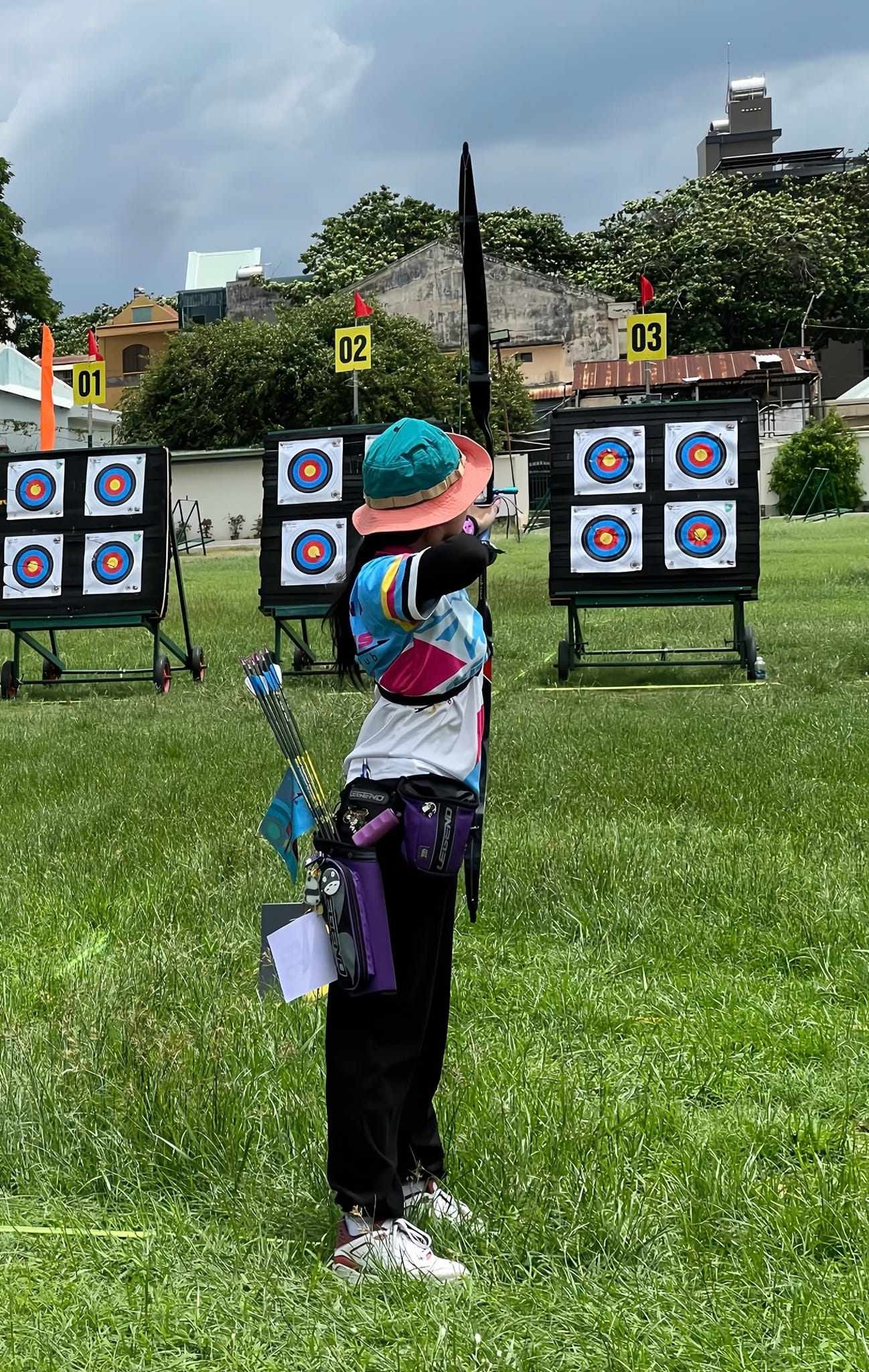 Top 7 Địa Điểm Bắn Cung ở Sài Gòn Được Yêu Thích Nhất 18 Một cung thủ đang tập luyện tại CLB Bắn Cung Thiên Mã Sài Gòn