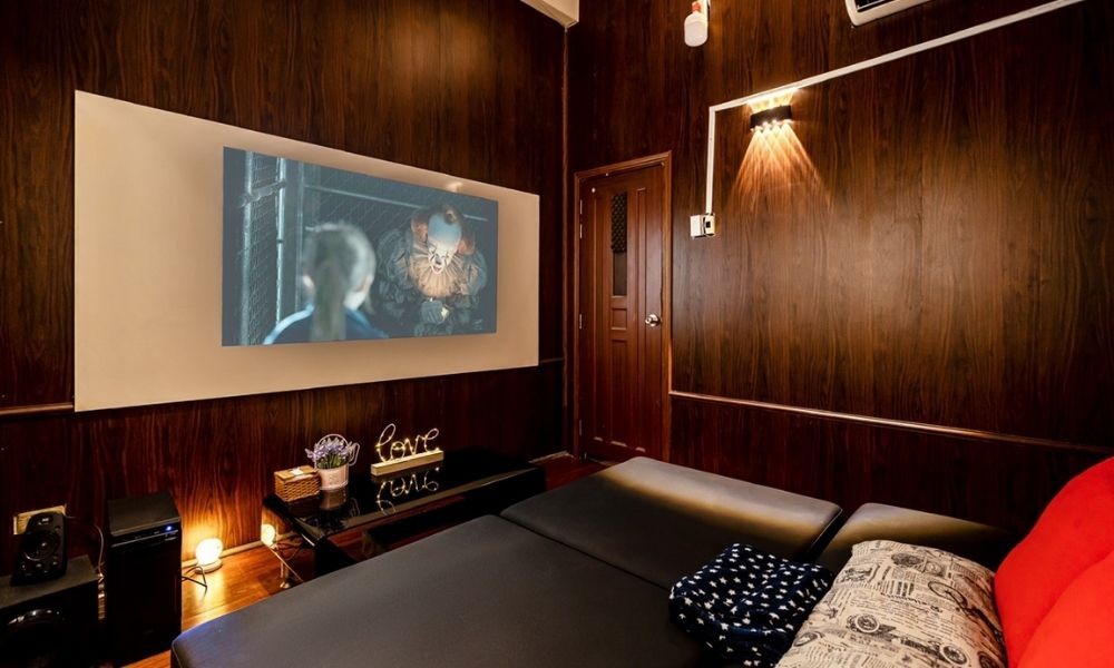 Top 3 Rạp Chiếu Phim Quận 9 Hút Khách Nhất: Trải Nghiệm Điện Ảnh Đỉnh Cao 8 Phòng chiếu riêng tư tại CoupleCinema cam kết không có camera, đảm bảo sự thoải mái tuyệt đối