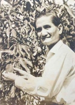 Chân dung nhà văn Ngô Văn Phát, còn được biết đến với bút hiệu Thuần Phong