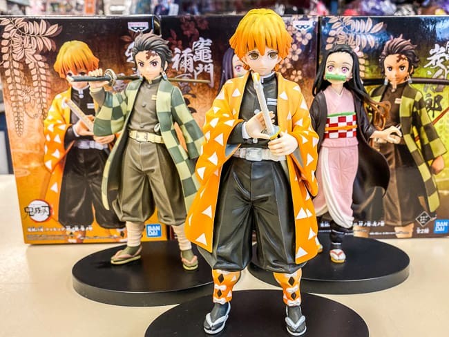 Khám Phá Khu Phố Nhật San Francisco: Cánh Cửa Dẫn Lối Đến Trái Tim Văn Hóa Nhật Bản 9 Những con búp bê Nhật Bản truyền thống được bày bán trong cửa hàng