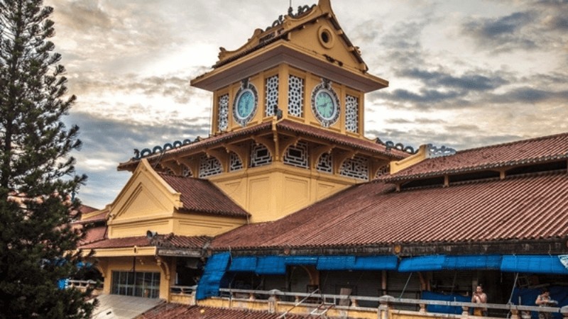 Toàn cảnh Chợ Lớn Sài Gòn, một trung tâm thương mại và văn hóa sầm uất