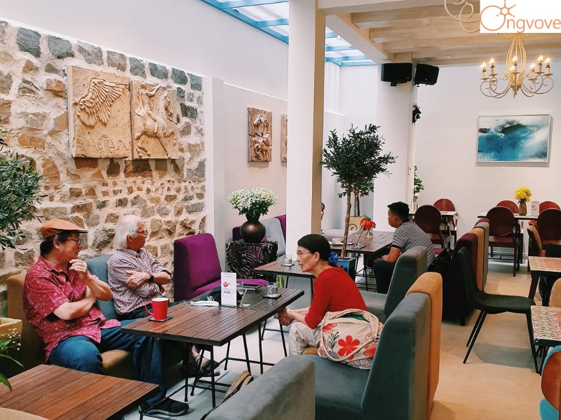 Khám phá Phòng Trà Khúc Ban Chiều: Điểm hẹn lãng mạn của âm nhạc Sài Gòn 20 Tổng hợp đánh giá của khách hàng về Phòng trà Khúc Ban Chiều