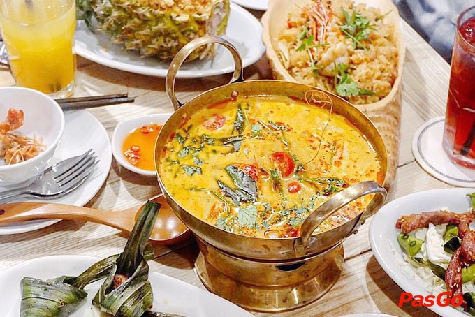 Khám Phá Top 9+ Nhà Hàng Thái Ngon Nức Tiếng Tại Hà Nội Bạn Nhất Định Phải Thử 11 Món ăn hấp dẫn tại Chai Talay Xã Đàn, mang đậm phong cách hải sản Thái Lan