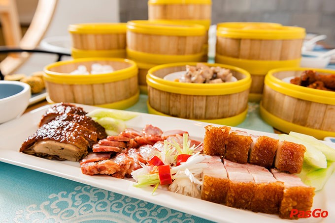 Khám Phá Dimsum Hào Uyển Estella Place: Tinh Hoa Ẩm Thực Quảng Đông Giữa Lòng Sài Gòn 6 Món thịt quay ba món hấp dẫn tại Hào Uyển