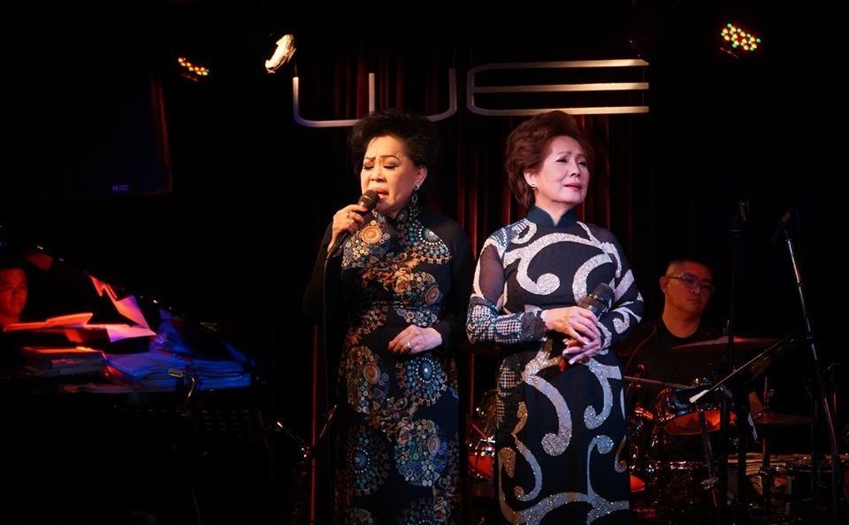 Sân khấu trình diễn và không gian âm nhạc tại Phòng trà WE