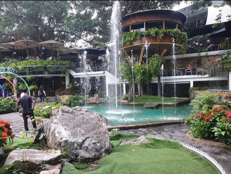 Toàn cảnh không gian xanh mát tại Du Miên Garden Cafe