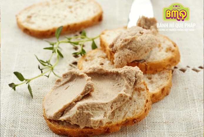 Pate siêu mịn tại Bánh mì Huỳnh Hoa