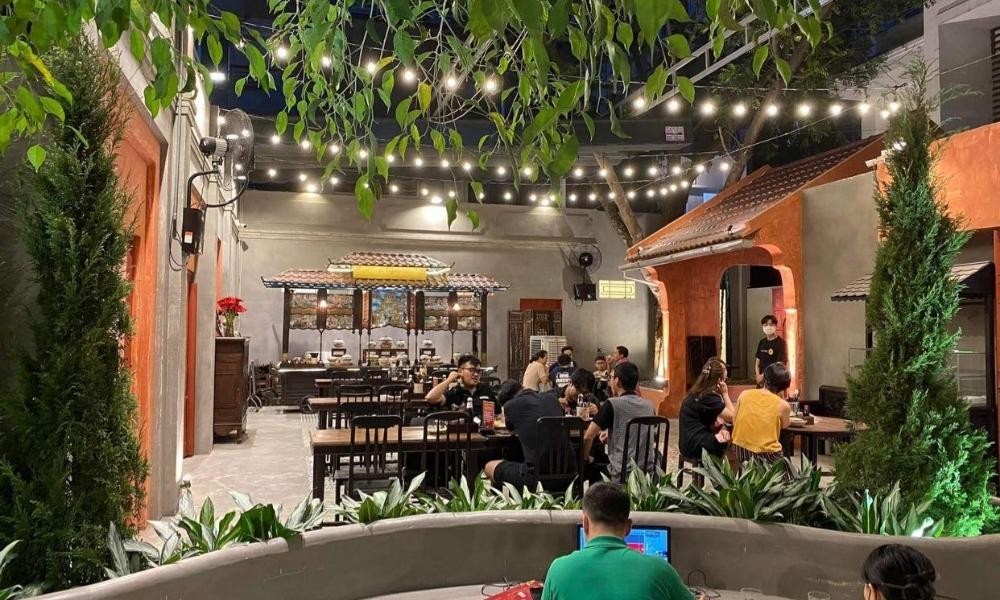 Khám Phá Hương Vị Phồn Hoa: Top 15 Quán Hủ Tiếu Sài Gòn Ngon Nức Tiếng, Ăn Một Lần Nhớ Mãi 16 Hà Ký còn là quán hủ tiếu quen thuộc của nhiều sao Việt nổi tiếng