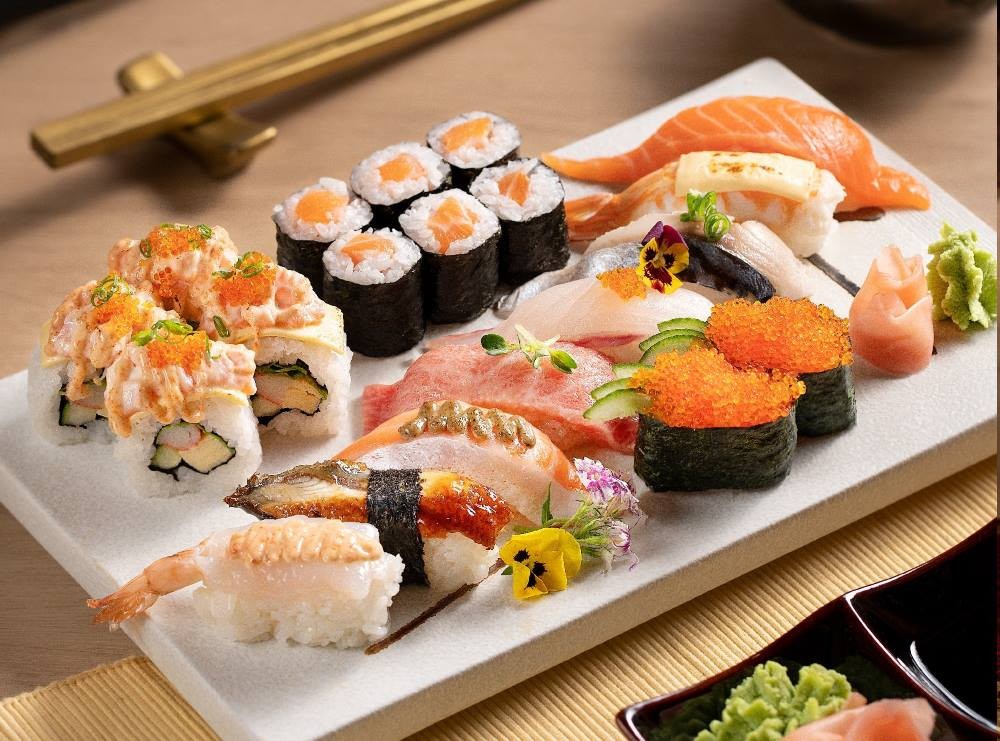 Khám Phá Top 10 Quán Buffet Quận 5 Ngon Khó Cưỡng, Ăn Là Ghiền! 11 Buffet sushi và sashimi tươi ngon tại iSushi Hùng Vương Plaza