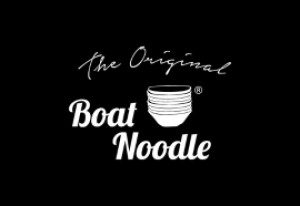 Thưởng thức món mì thuyền đặc trưng tại nhà hàng Boat Noodle