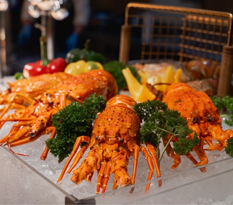 Khám Phá Top 20+ Nhà Hàng Buffet Hải Sản TP.HCM: Từ Trải Nghiệm Đẳng Cấp Đến Bữa Tiệc Ngon Rẻ 32 Latest Recipe - Le Méridien Saigon là nhà hàng có buffet hải sản tối cao cấp