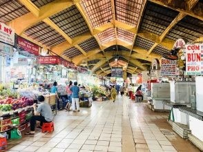 Ăn Vặt Sài Gòn: Khám Phá Món Ngon và Các Địa Điểm Hút Khách Nhất 15 Khu ẩm thực sôi động trong chợ đêm Bến Thành