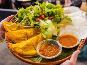 Chợ Bà Hoa Sài Gòn: "Miền Trung thu nhỏ" giữa lòng phố thị 21 Bánh xèo miền Trung