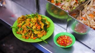 Chợ Bà Hoa Sài Gòn: "Miền Trung thu nhỏ" giữa lòng phố thị 15 Lòng xào nghệ chợ Bà Hoa